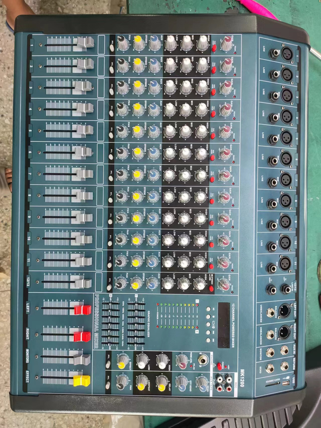 MIXER 11CHANNEL MK1200