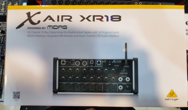 BEHRINGER MIDAS XR18 18-CHANNEL DIGITAL MIXER